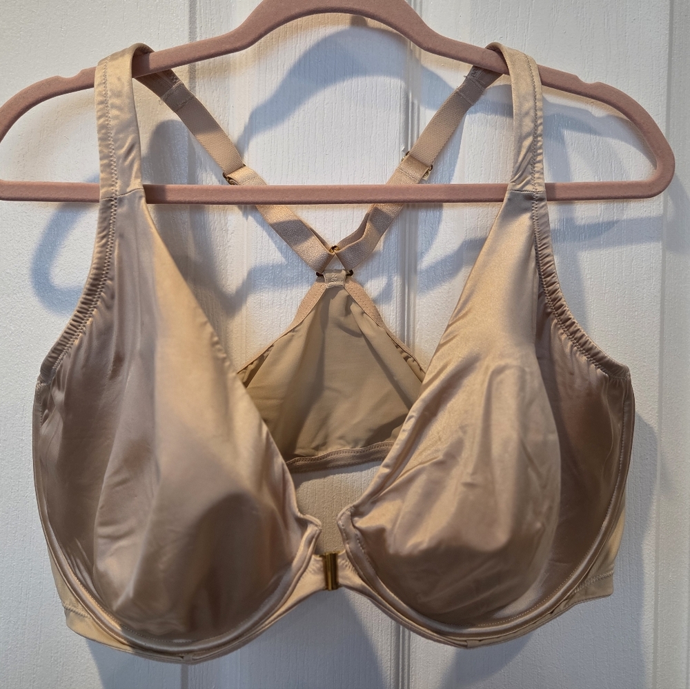 Chic Tan Women's Front Closure Bra